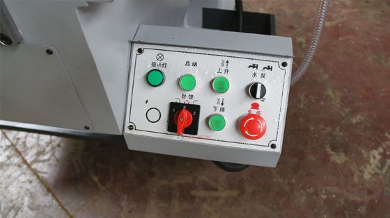 5HW中国用具のタレットのフライス盤の新しい状態